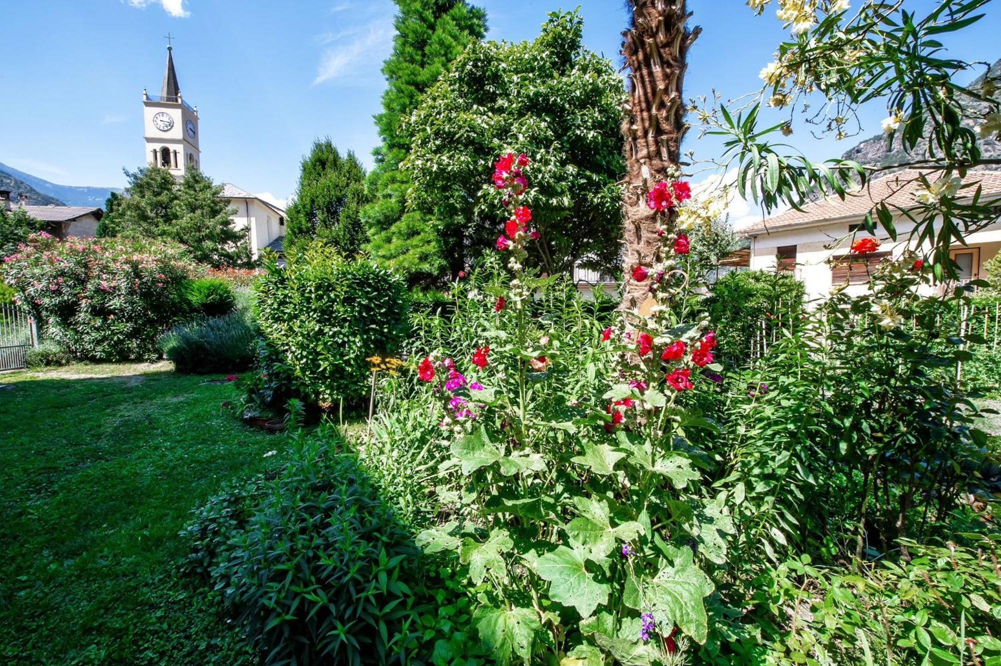 Issogne Il Pellegrino Bed & Breakfast エクステリア 写真